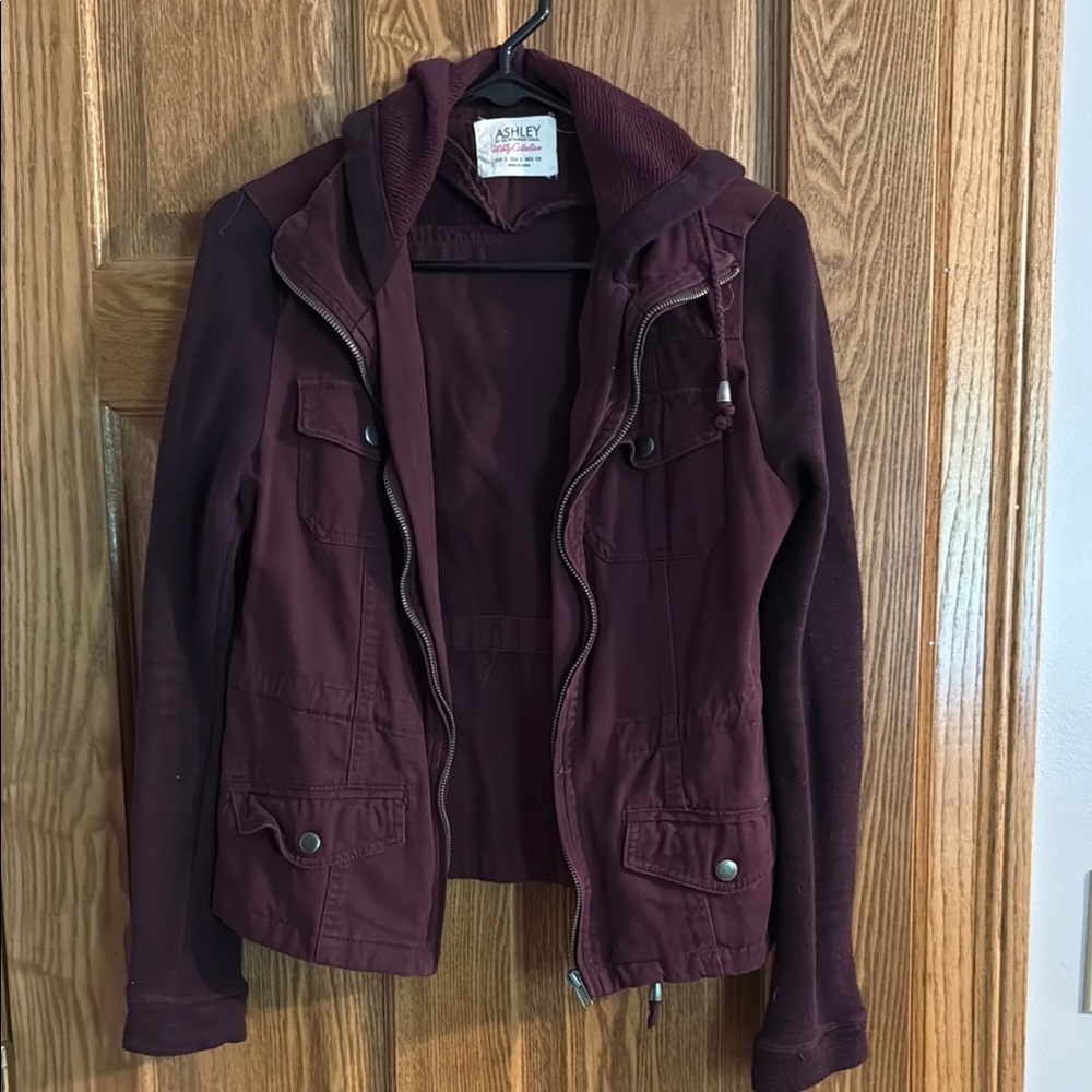 Women’s maroon Utility Jacket